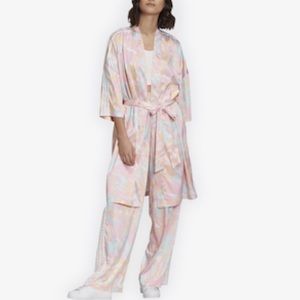 Adidas Kimono 👘